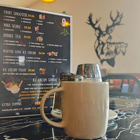 Cozy Corner Motel & Restaurant Haines Junction Εξωτερικό φωτογραφία