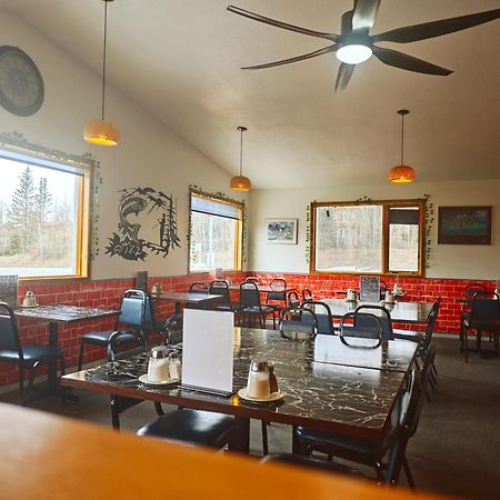 Cozy Corner Motel & Restaurant Haines Junction Εξωτερικό φωτογραφία