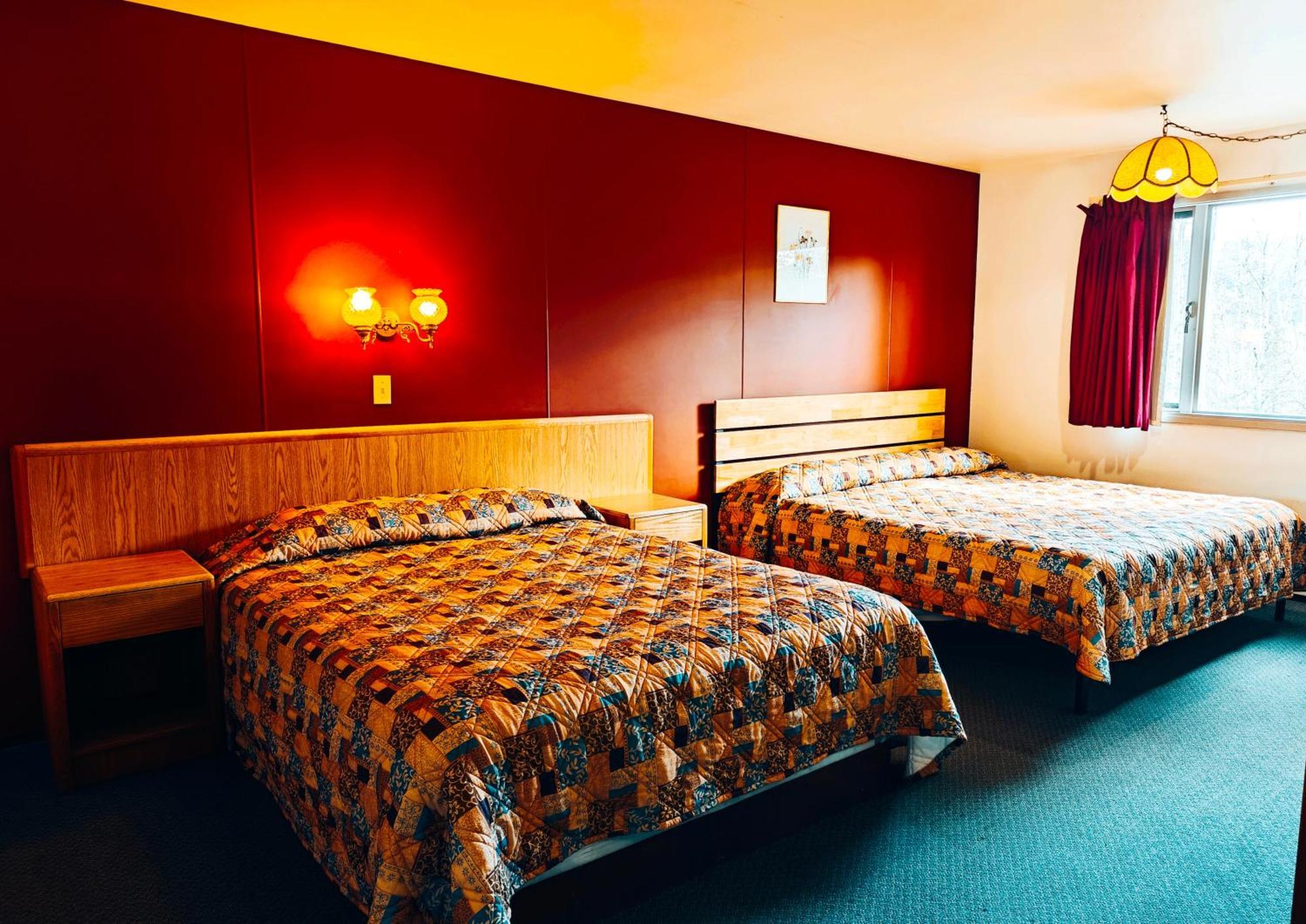 Cozy Corner Motel & Restaurant Haines Junction Εξωτερικό φωτογραφία