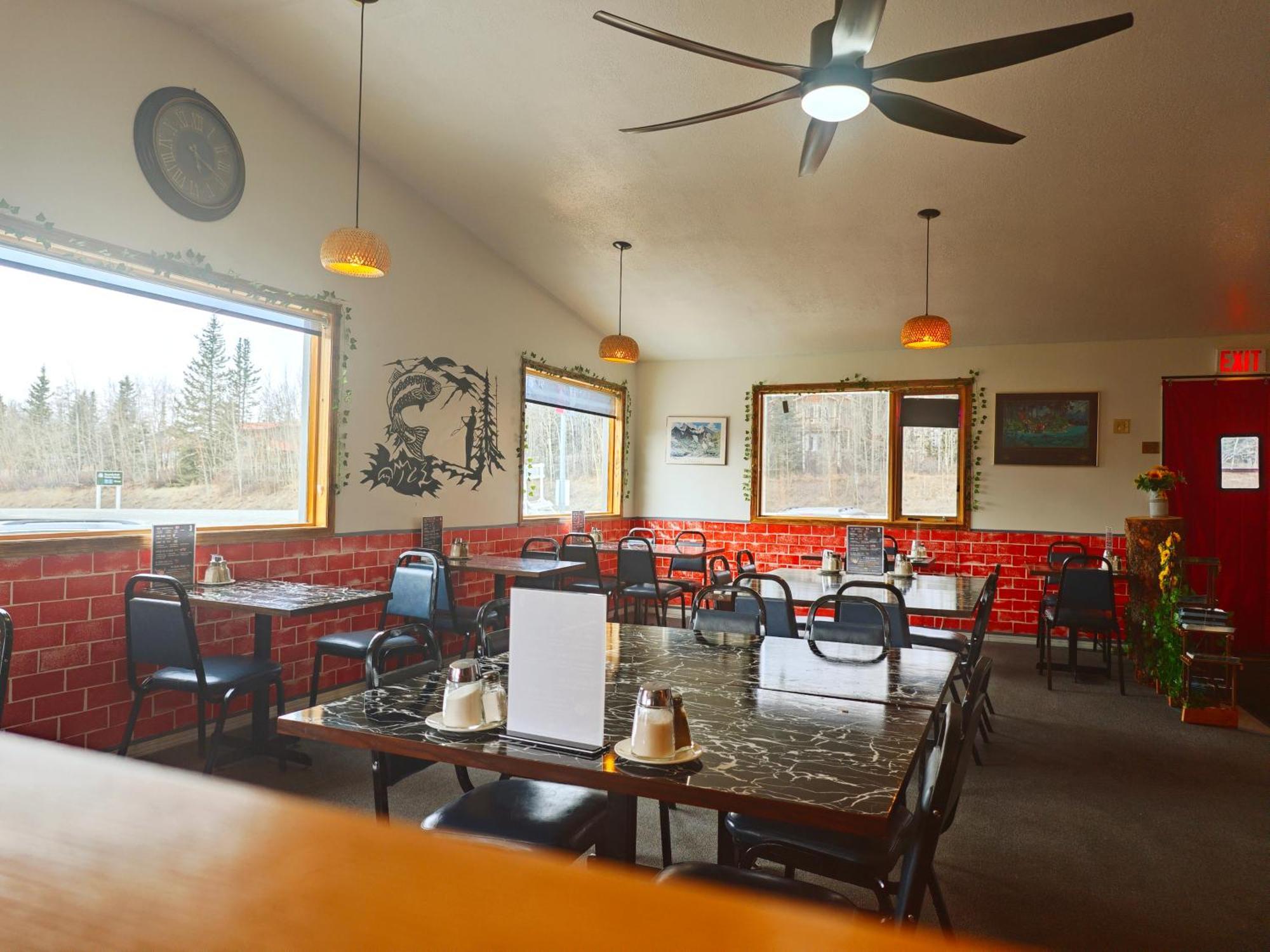 Cozy Corner Motel & Restaurant Haines Junction Εξωτερικό φωτογραφία