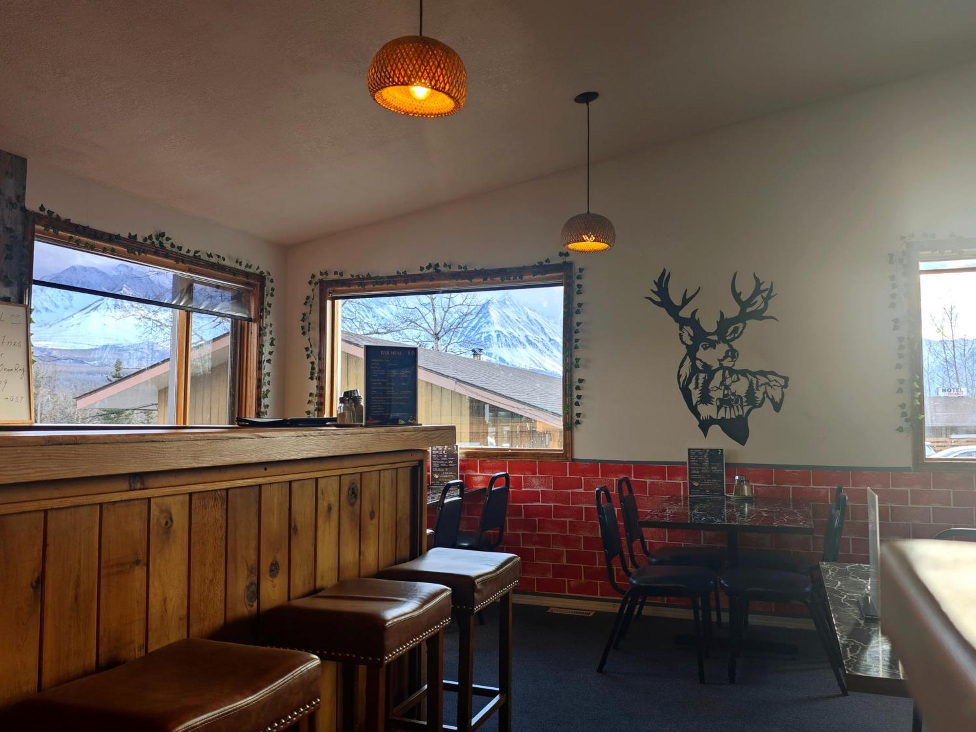 Cozy Corner Motel & Restaurant Haines Junction Εξωτερικό φωτογραφία